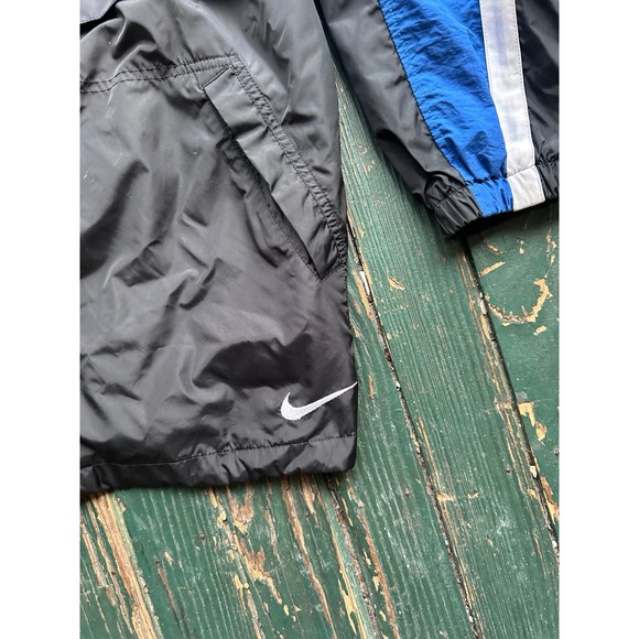 Jacket - Picture 3 of 12